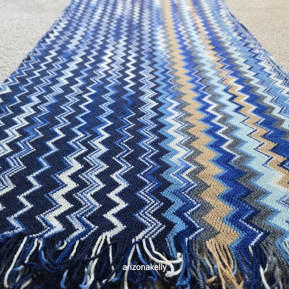 MIssoni 100% Wool Blue Zig Zag Scarf - Picture 9 of 15